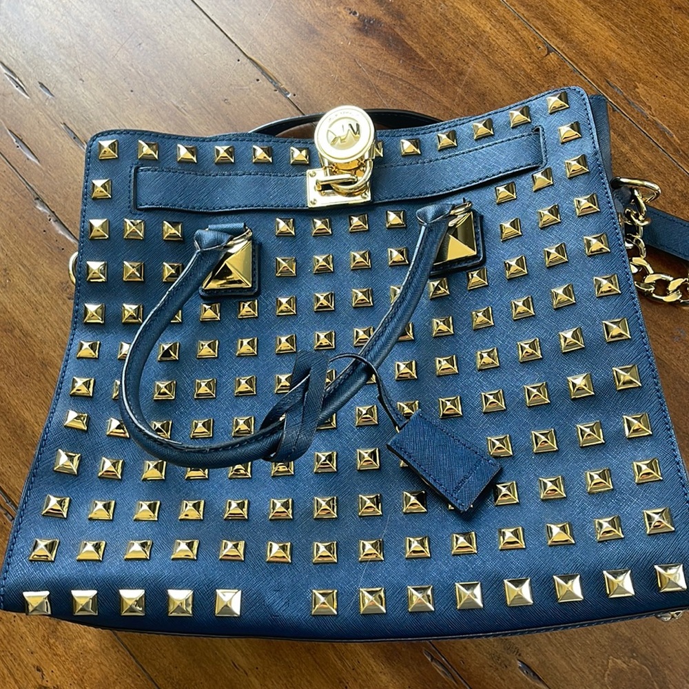 Michael Kors navy purse